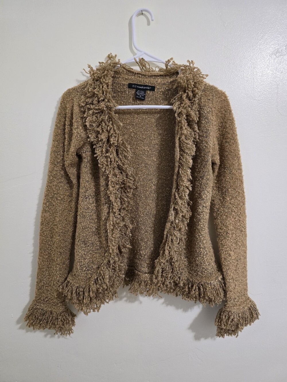 52 Weekends Shaggy Fringe Tan Cardigan Sweater Size M Y2k Phoebe